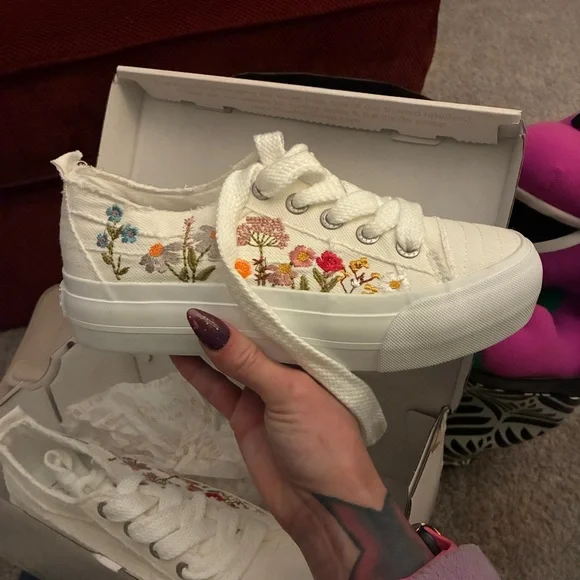 Floral Embroidered Blowfish Sneakers - Picture 1 of 6